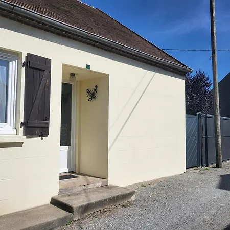 בית כפרי Pour 6 Pers Avec Jardin En Allier, Terrasse Et Climatisation *